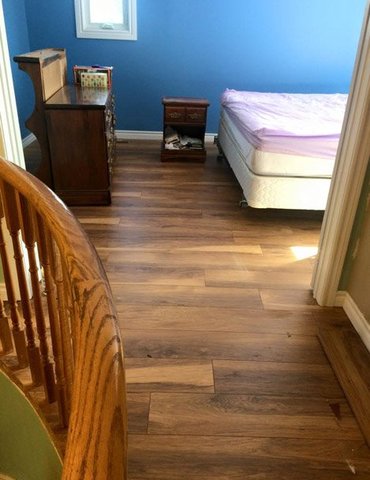 Laminate flooring installation from Scott's Flooring in Barrie, ON