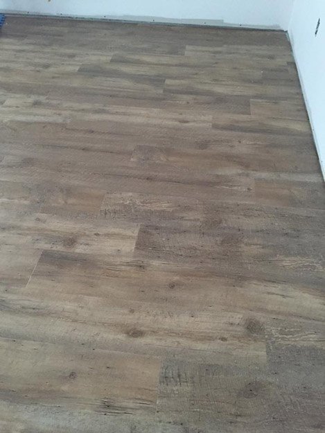 Laminate flooring installation from Scott's Flooring in Barrie, ON