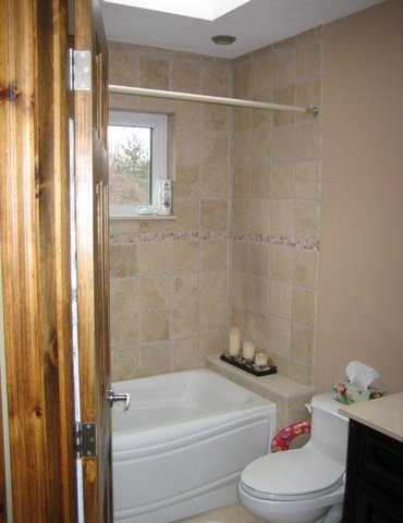 Ceramic tile installation from Scott's Flooring in Barrie, ON